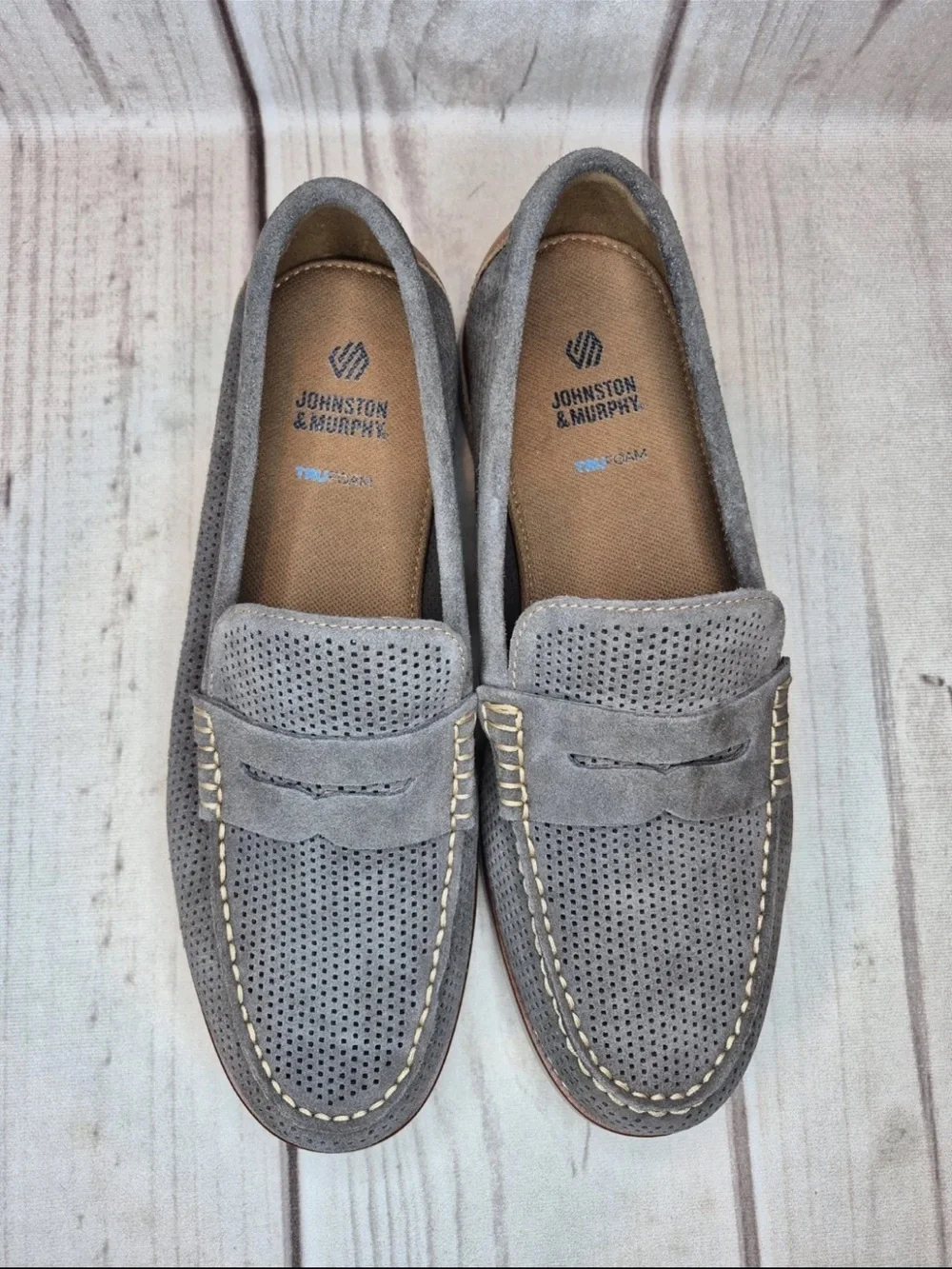 Johnston & Murphy Men's Size 13M Gray Nubuck Perforated Trufoam Loafer Shoes